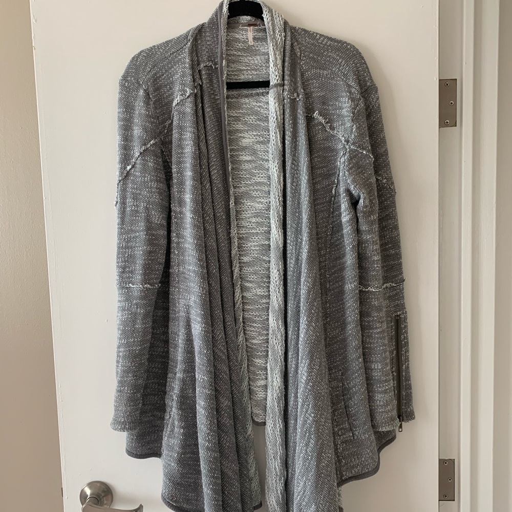 Free People Grey sweater / cardigan